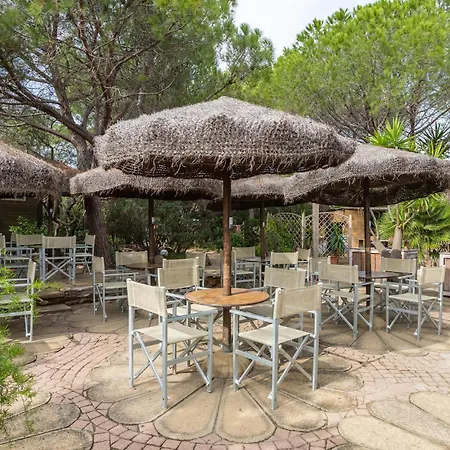 Bilo 4 * Porto Corallo